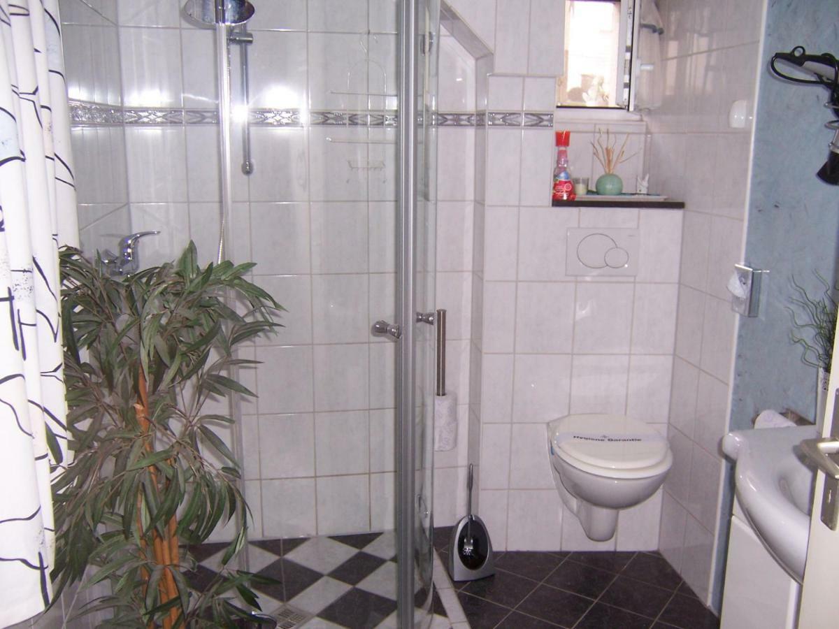 Gaestehaus Schneider Bechtheim エクステリア 写真